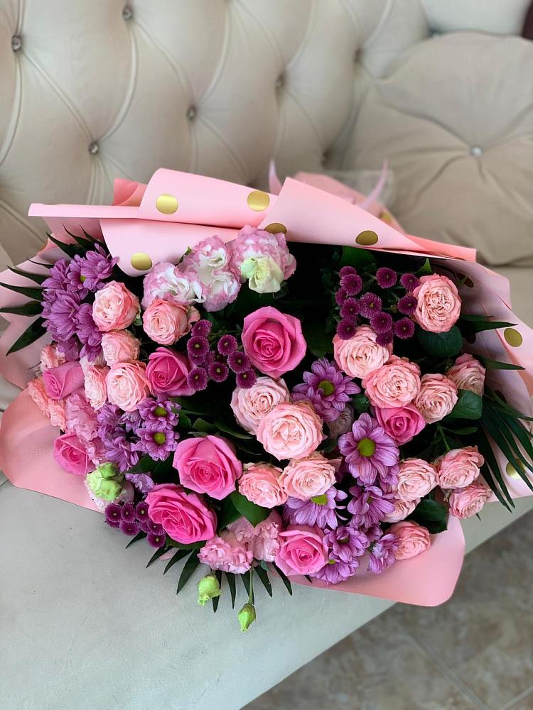 Букет цветов из: Хризантемы, Розы и Лизиантусы в Покровское Рузского района