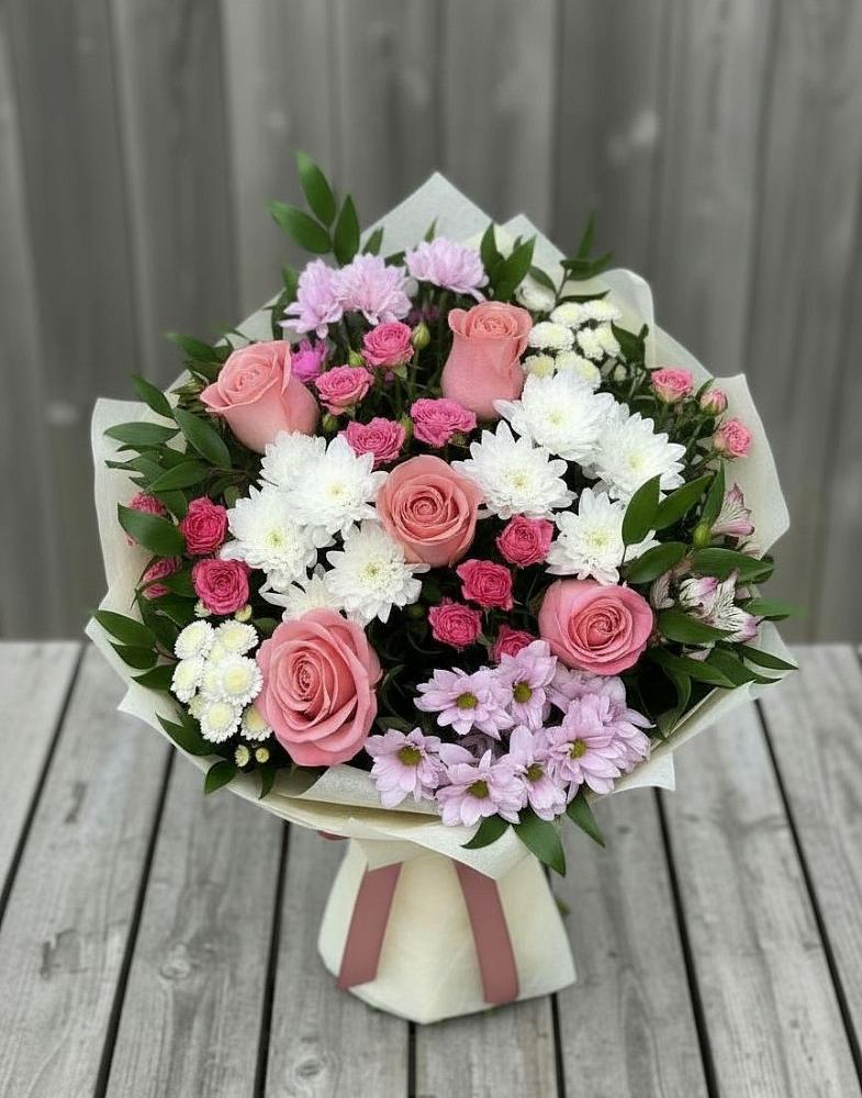 Букет цветов из: Альстромерии, Гвоздики, Розы и Хризантемы в Покровское Рузского района