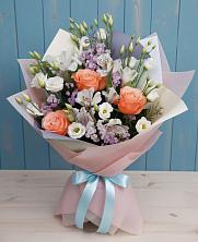 Букет цветов из:  Лизиантусы, Розы, Альстромерии и Гипсофила в Покровское Рузского района