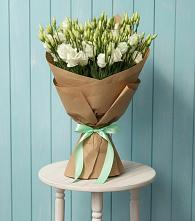 Букет цветов из:  Лизиантусы в Покровское Рузского района