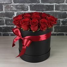 Цветочная композиция из Розы в шляпной коробке в Покровское Рузского района