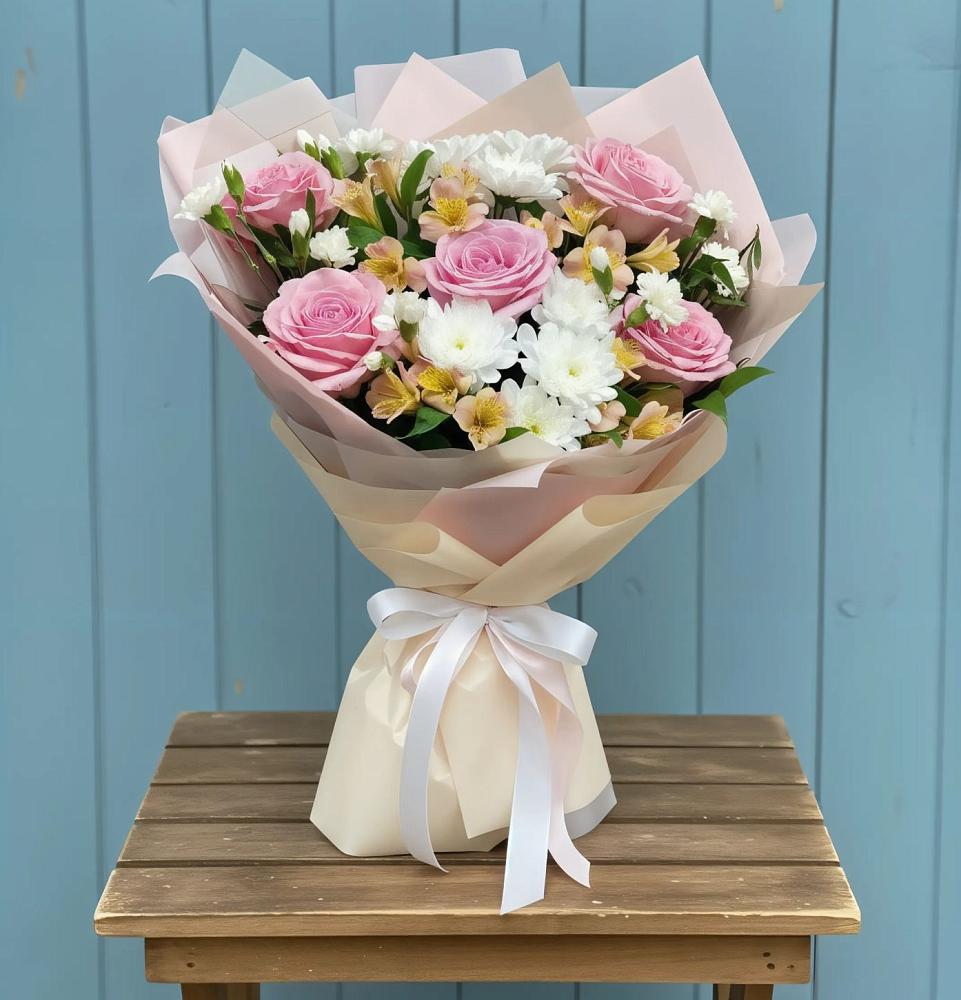 Букет цветов из: Гвоздики, Орхидеи и Розы в Покровское Рузского района